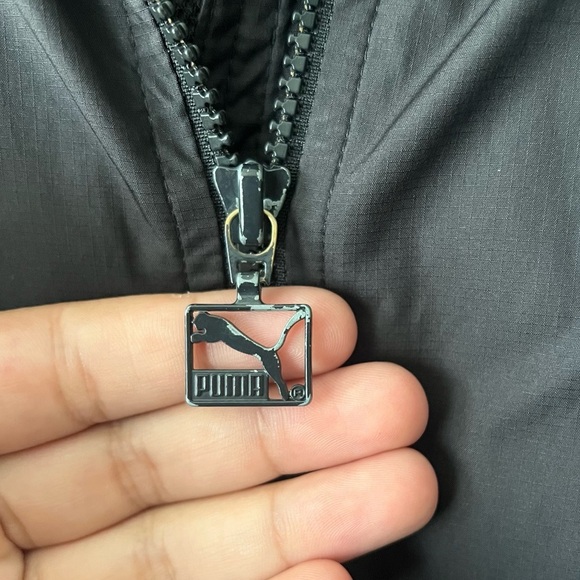 Puma Men’s Black and White Track Jacket Size Large - Picture 5 of 8